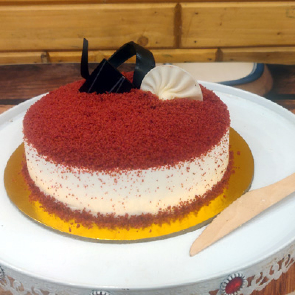 Half Kg Red Velvet Cake