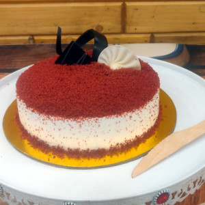 Half Kg Red Velvet Cake
